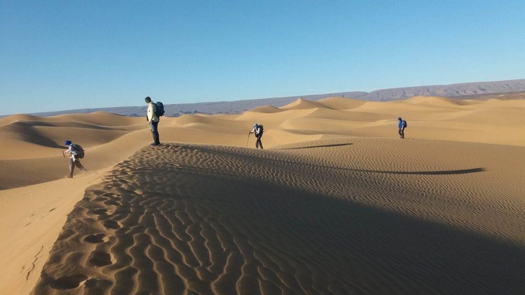 wandelen door de woestijn